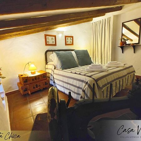 Conjunto Rural Casa Victoria Pension Villaluenga Del Rosario Buitenkant foto