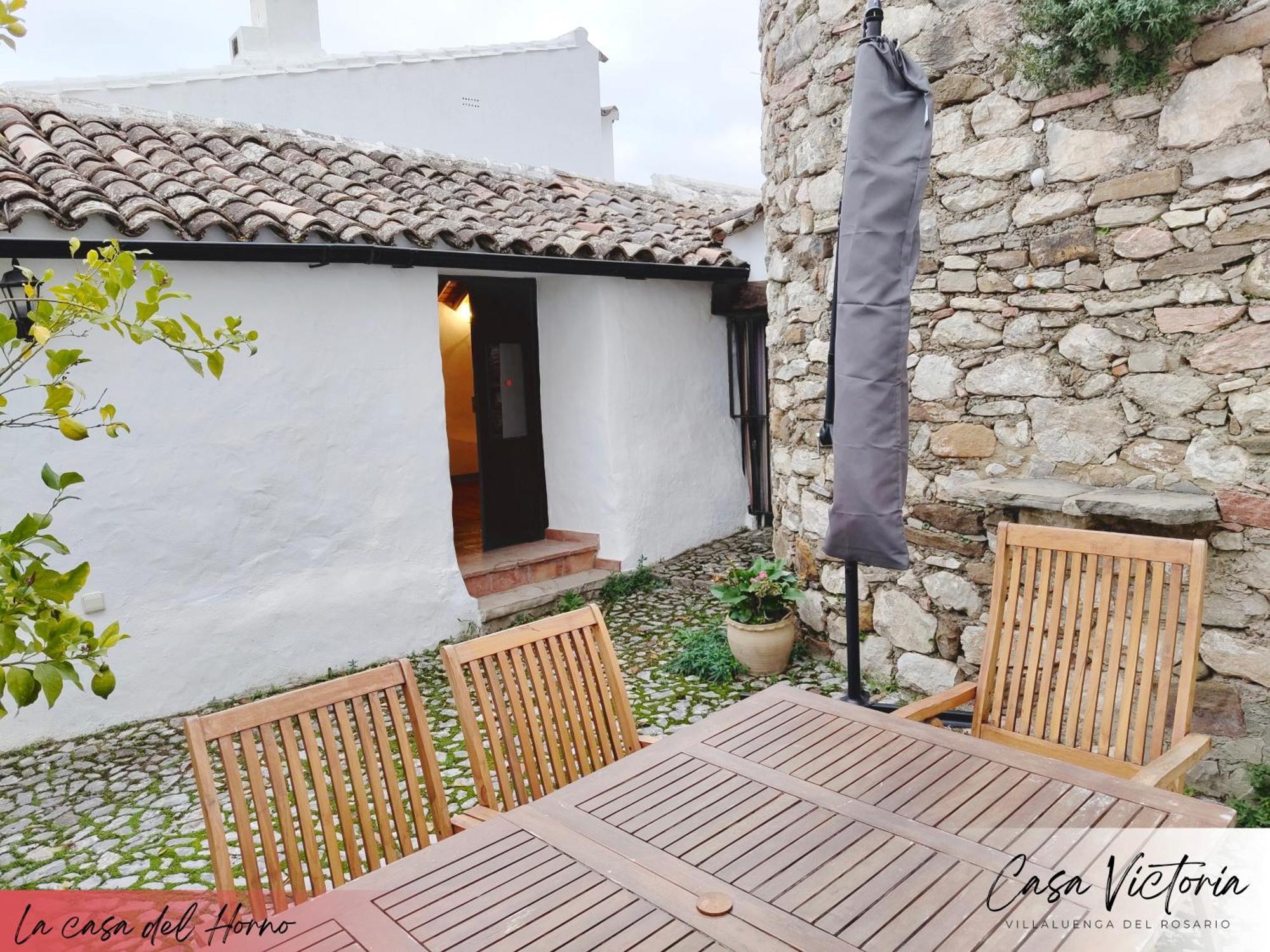 Conjunto Rural Casa Victoria Pension Villaluenga Del Rosario Buitenkant foto