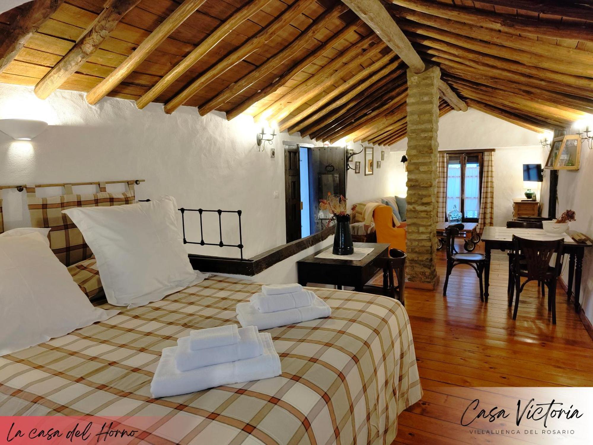 Conjunto Rural Casa Victoria Pension Villaluenga Del Rosario Buitenkant foto