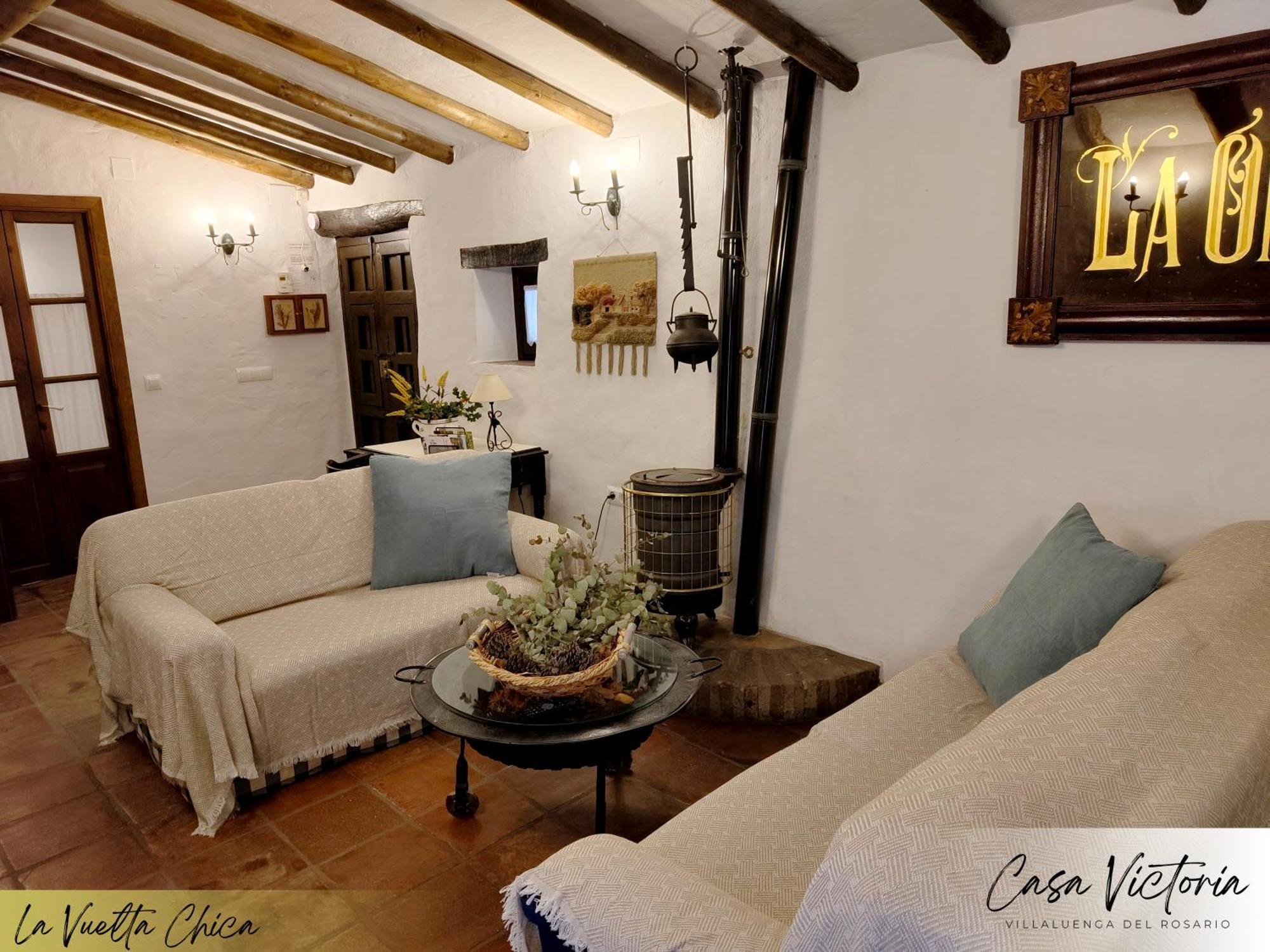 Conjunto Rural Casa Victoria Pension Villaluenga Del Rosario Buitenkant foto