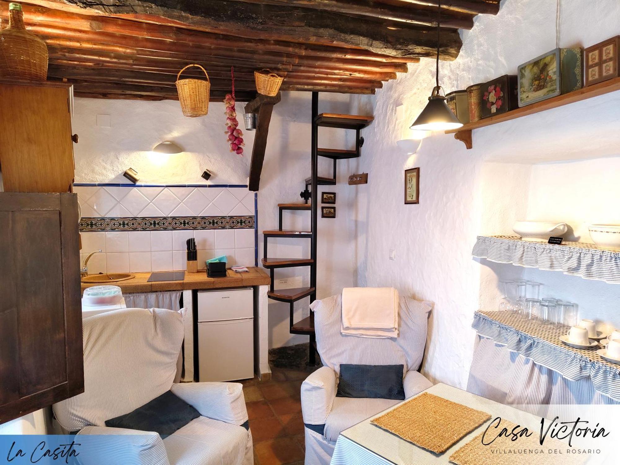 Conjunto Rural Casa Victoria Pension Villaluenga Del Rosario Buitenkant foto