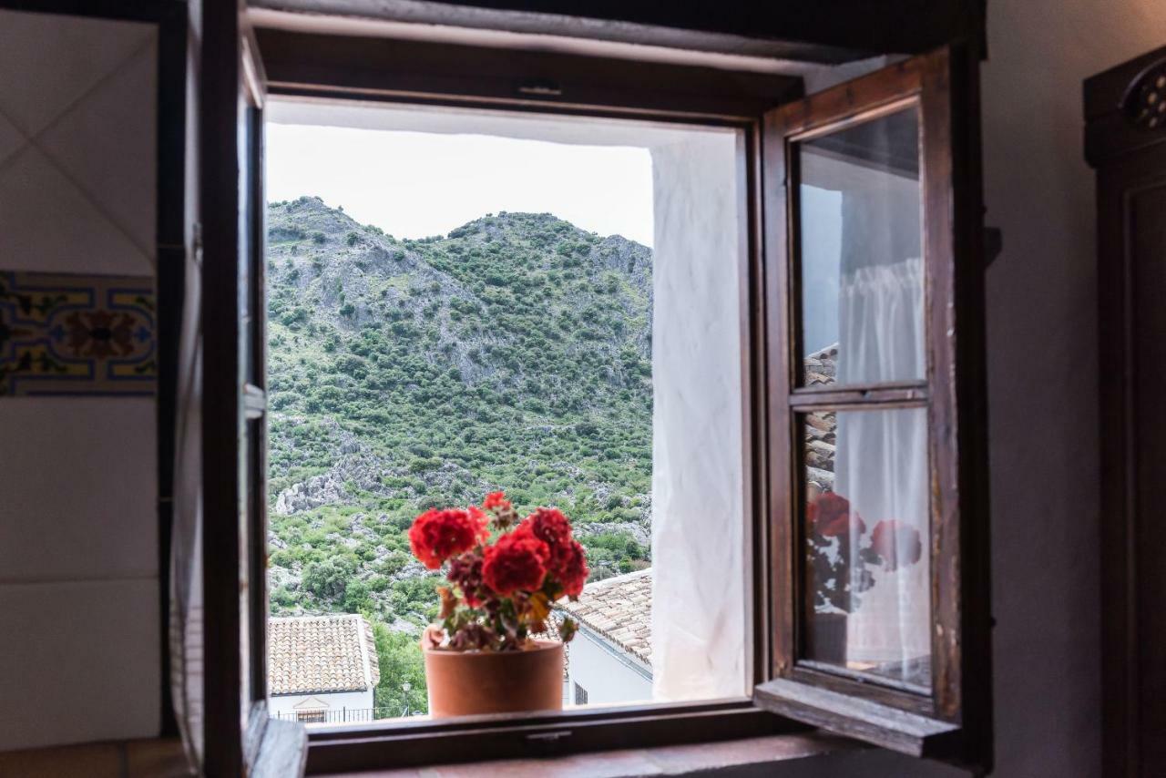Conjunto Rural Casa Victoria Pension Villaluenga Del Rosario Buitenkant foto